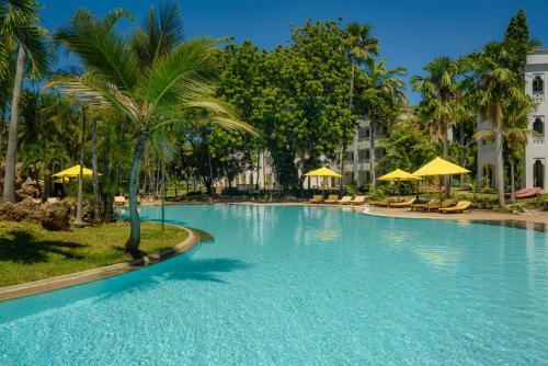 Hotel Sarova Whitesands Beach Resort & Spa