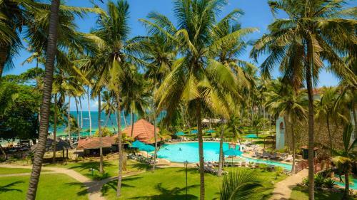 Hotel Sarova Whitesands Beach Resort & Spa