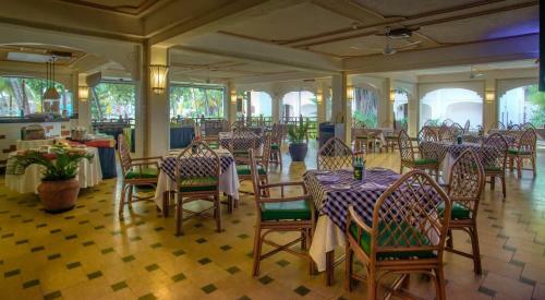 Hotel Sarova Whitesands Beach Resort & Spa