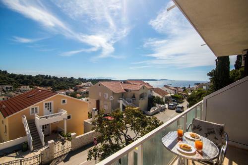 Apartments And Rooms Nikol