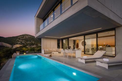 Villa Hvar Diamond With Infinity Pool