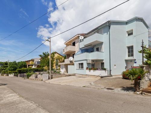 Simplistic Apartment In Jadranovo Near Sea Beach