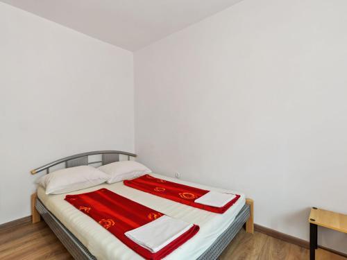 Simplistic Apartment In Jadranovo Near Sea Beach