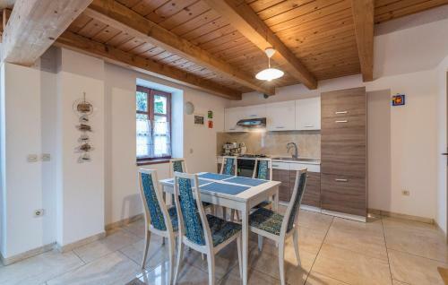 Apartment Paulina In A Stone House