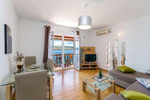 Apartamentos Ahel