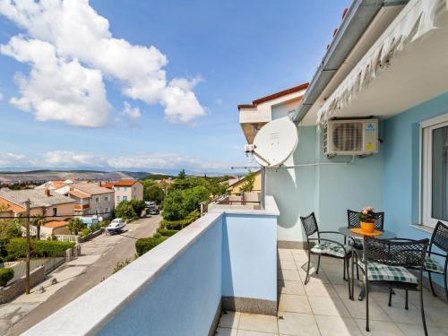 Comfortable Apartment In Jadranovo Near Seabeach