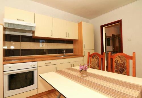 Apartments Sla?a - 150 M From Beach