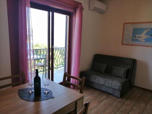 Apartment And Room Caric
