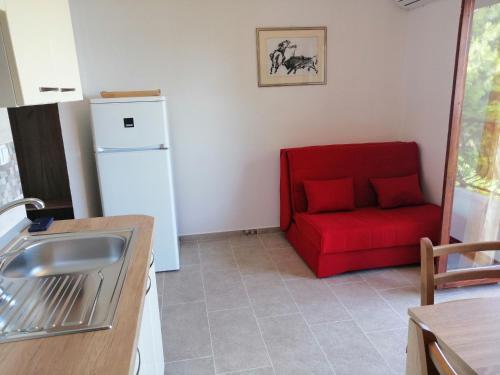 Apartment And Room Caric