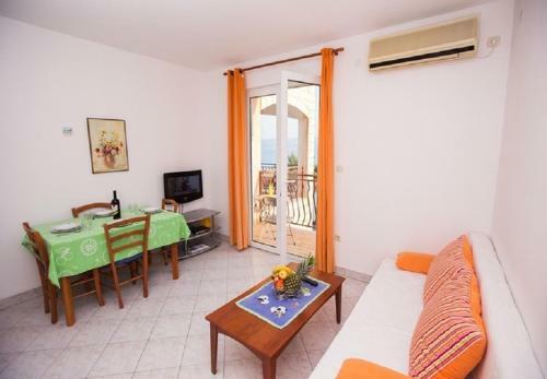 Apartments Sea View-250m From Sea