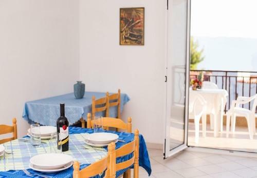 Apartments Sea View-250m From Sea