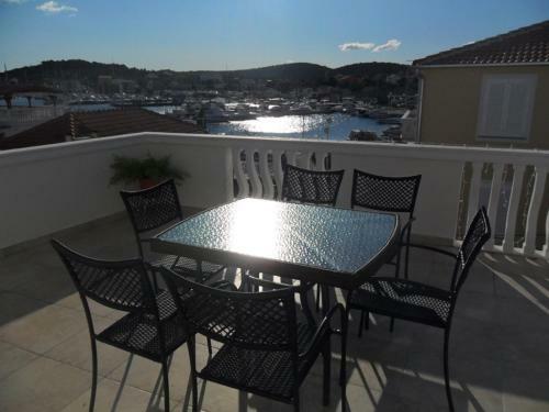 Apartment Edita- Sea View