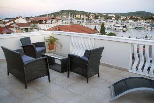 Apartment Edita- Sea View