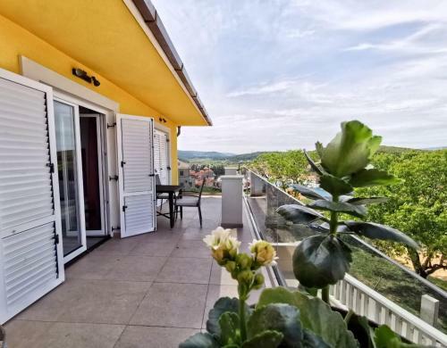 Jelsa View Apartments