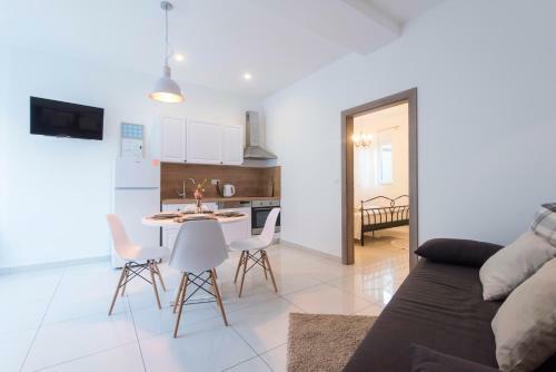 Apartments M And S