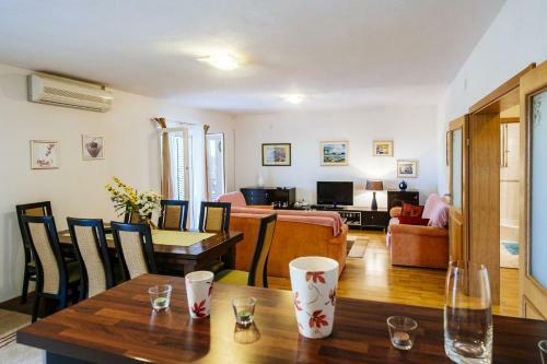 Villa Holiday Home Kakma