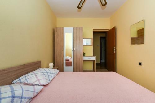 Apartments Kolt - 15m From Sea