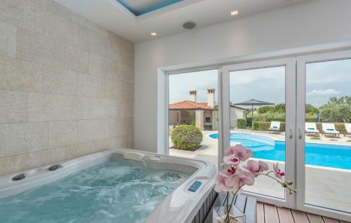 Luxury Villa Lavanda With Pool And Sauna