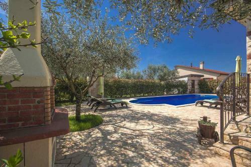 Villa Adry
