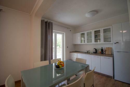 Hostal Holiday House For 18 Persons With Pool Near Porec
