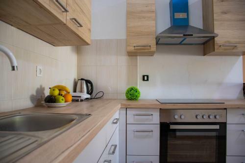 Hostal Holiday House For 18 Persons With Pool Near Porec