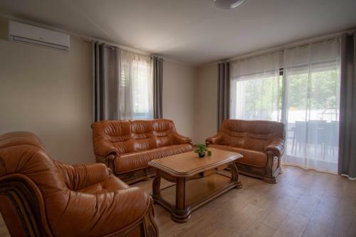 Hostal Holiday House For 18 Persons With Pool Near Porec