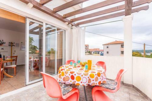 Hostal Apartments Kamenar