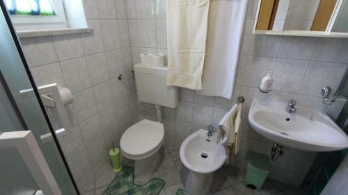 Hostal Apartments Kamenar