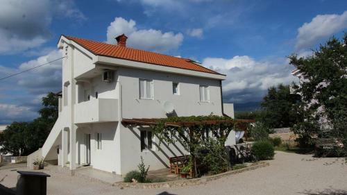 Hostal Apartments Kamenar