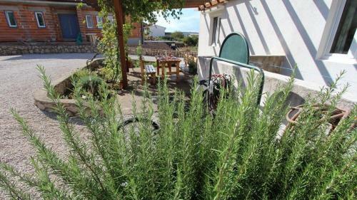 Hostal Apartments Kamenar