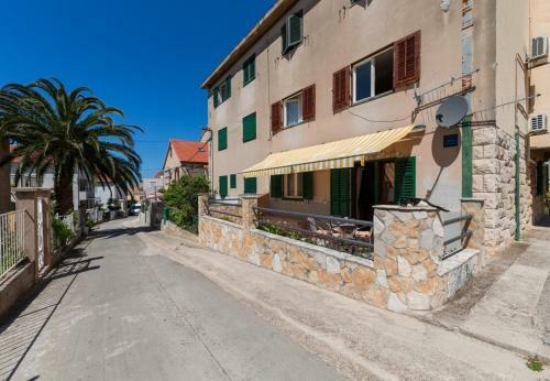 Apartment Marci - 70 M From Sea