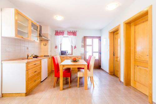 Villa Holiday House Kornic