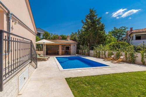 Holiday House Maslina