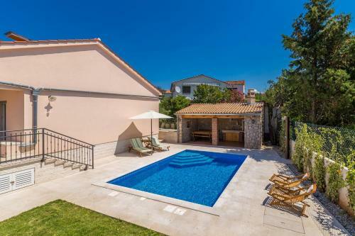 Holiday House Maslina
