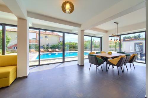 Villa Phoenix