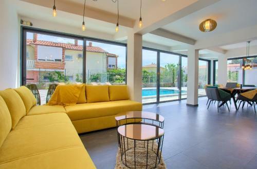 Villa Phoenix