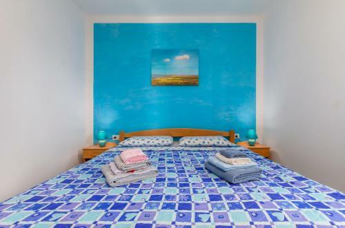 Delightful Villa With Pool For 6 Persons