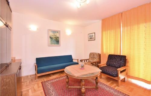 Five-bedroom Holiday Home In Kucice