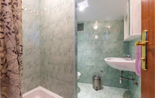Awesome Apartment In Kucice W/ Wifi And 2 Bedrooms