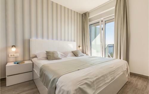 Two-bedroom Apartment In Medici