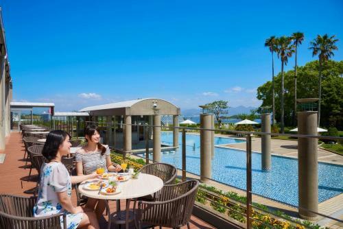 Coganoi Bay Hotel