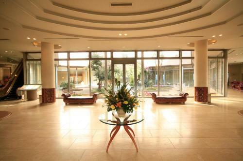 Coganoi Bay Hotel