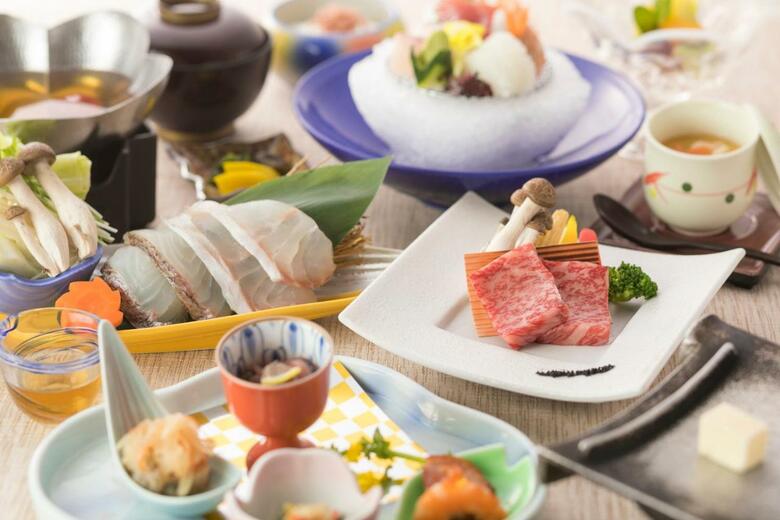 Shiraraso Grand Hotel