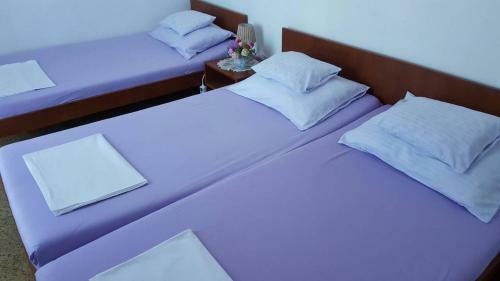 Hostal Rooms Milena