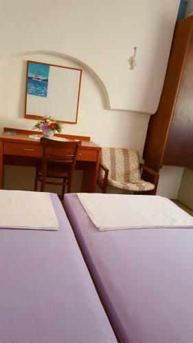 Hostal Rooms Milena