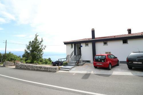 Apartments Ema