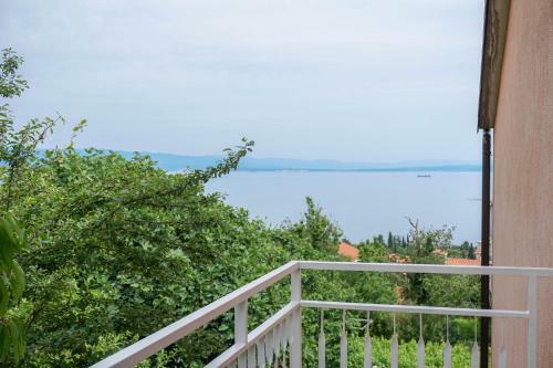 Apartments Jakov
