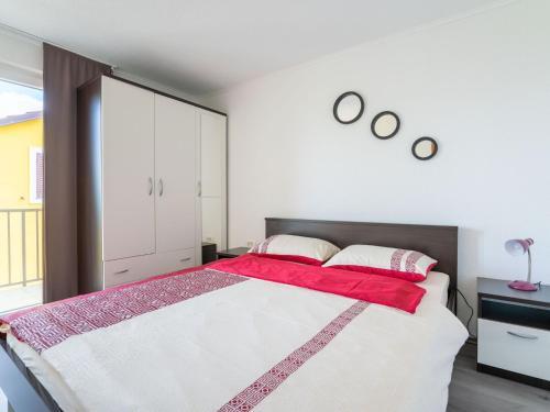 Elegant Holiday Home In Lovran With Swimming Pool