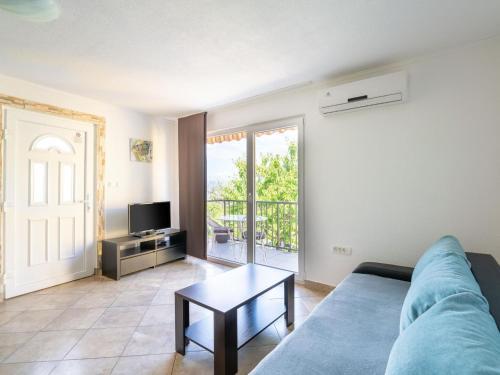 Elegant Holiday Home In Lovran With Swimming Pool