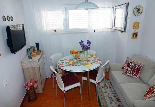 Apartment Ljubav-with Parking
